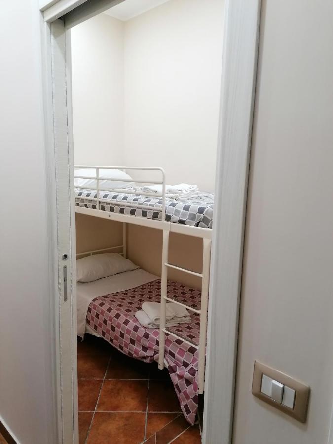 Casa Amelia Panzió Nápoly Kültér fotó