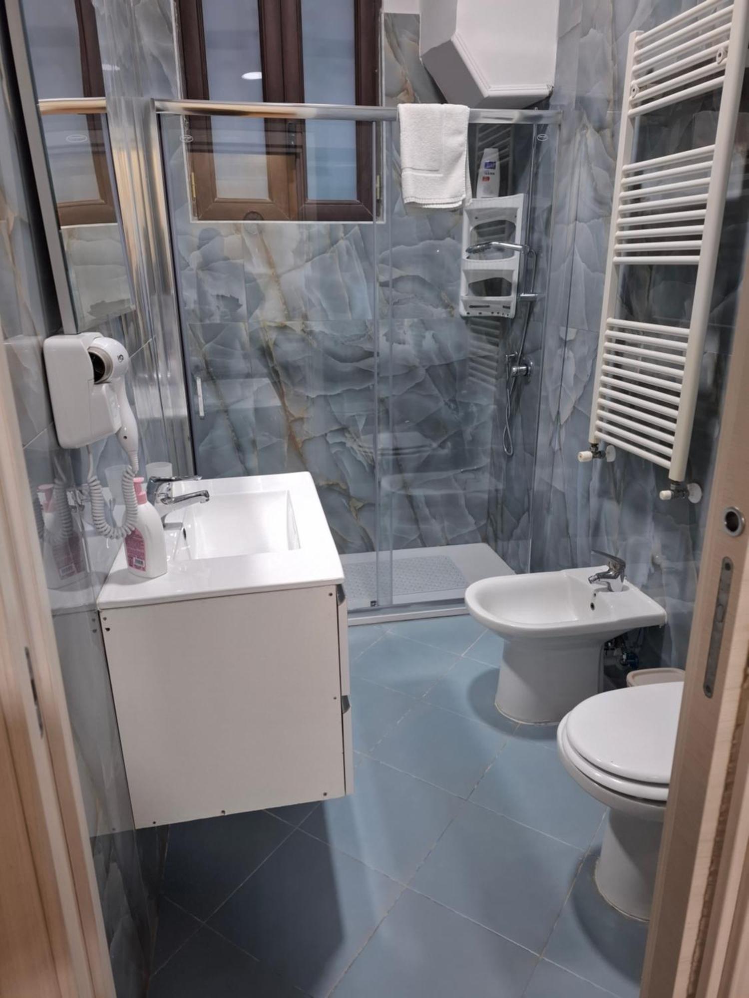 Casa Amelia Panzió Nápoly Kültér fotó
